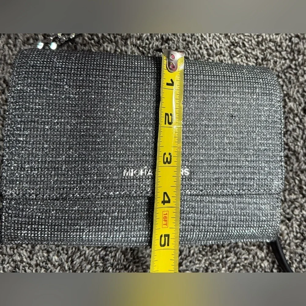 Michael Kors medium crossbody/clutch
